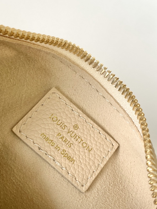 LV Handbags AAA(Women)-549