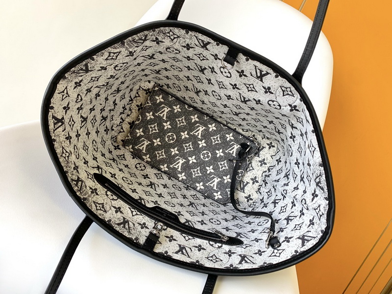 LV Handbags AAA(Women)-583