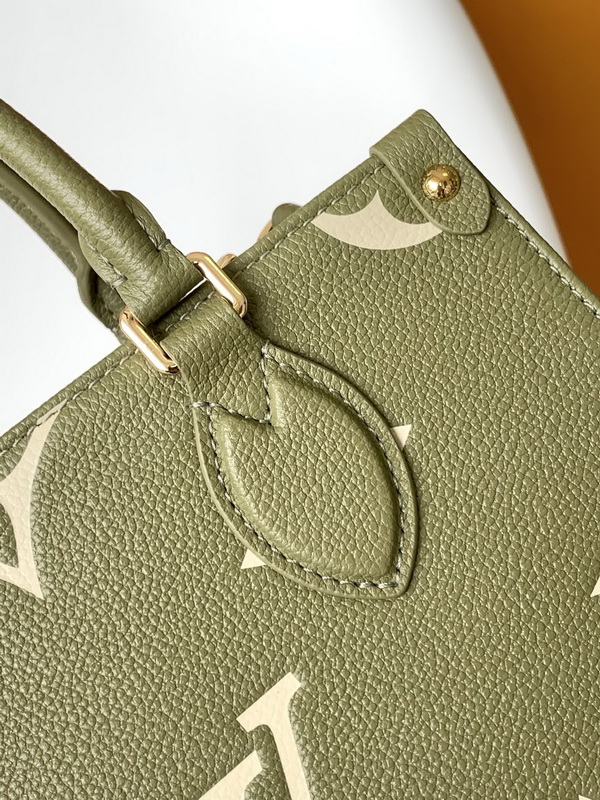 LV Handbags AAA(Women)-653