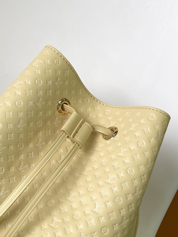 LV Handbags AAA(Women)-672