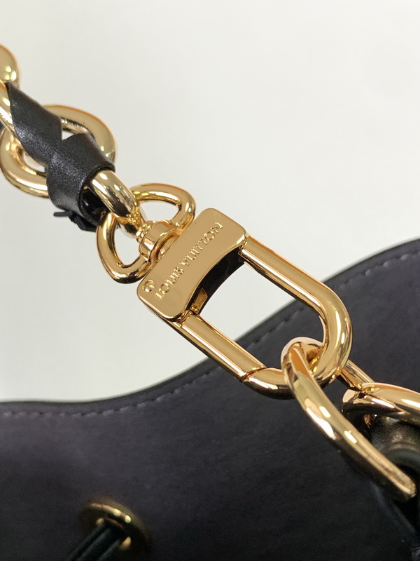 LV Handbags AAA(Women)-673