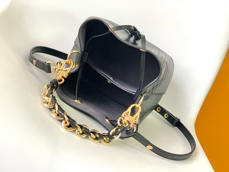 LV Handbags AAA(Women)-673