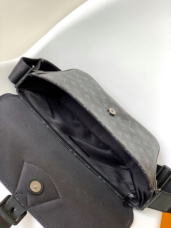 LV Handbags AAA(Women)-677