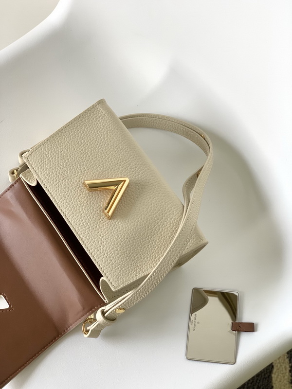 LV Handbags AAA(Women)-697