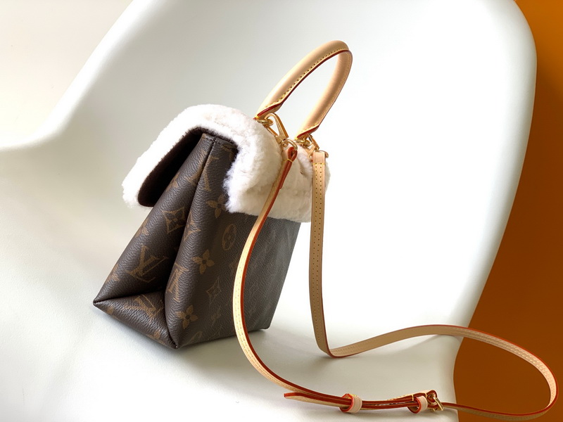 LV Handbags AAA(Women)-704