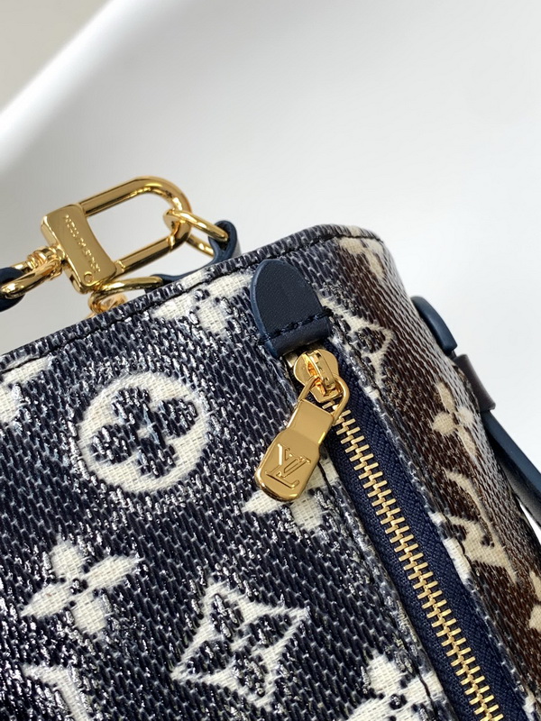 LV Handbags AAA(Women)-722