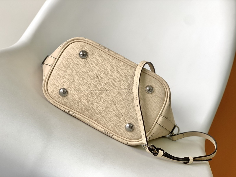 LV Handbags AAA(Women)-749