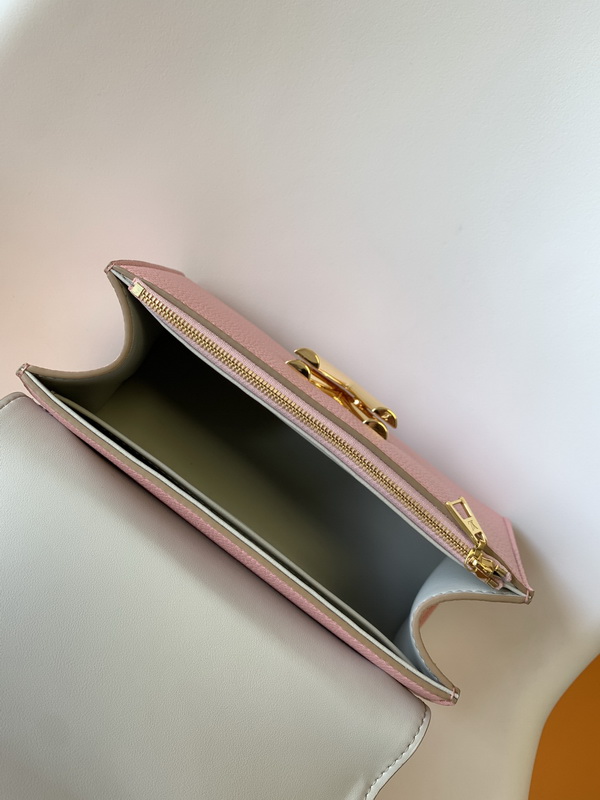 LV Handbags AAA(Women)-776