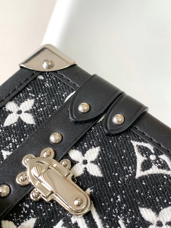 LV Handbags AAA(Women)-802