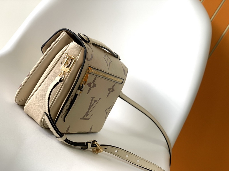 LV Handbags AAA(Women)-810