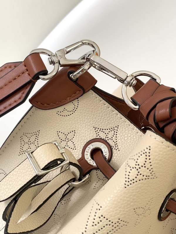 LV Handbags AAA(Women)-826