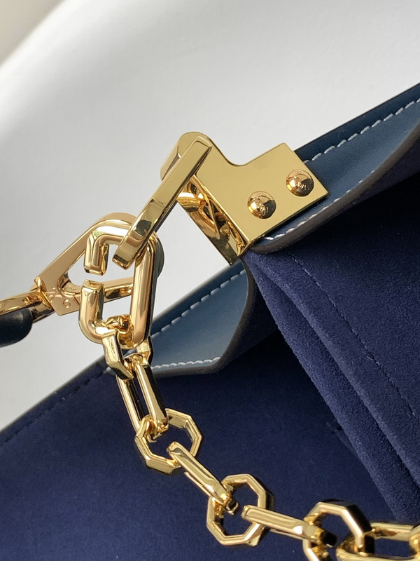LV Handbags AAA(Women)-832