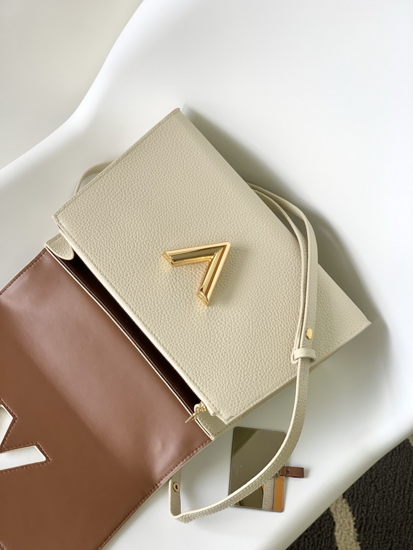 LV Handbags AAA(Women)-833