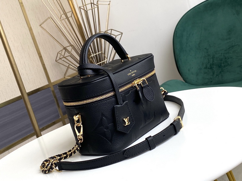 LV Handbags AAA(Women)-842