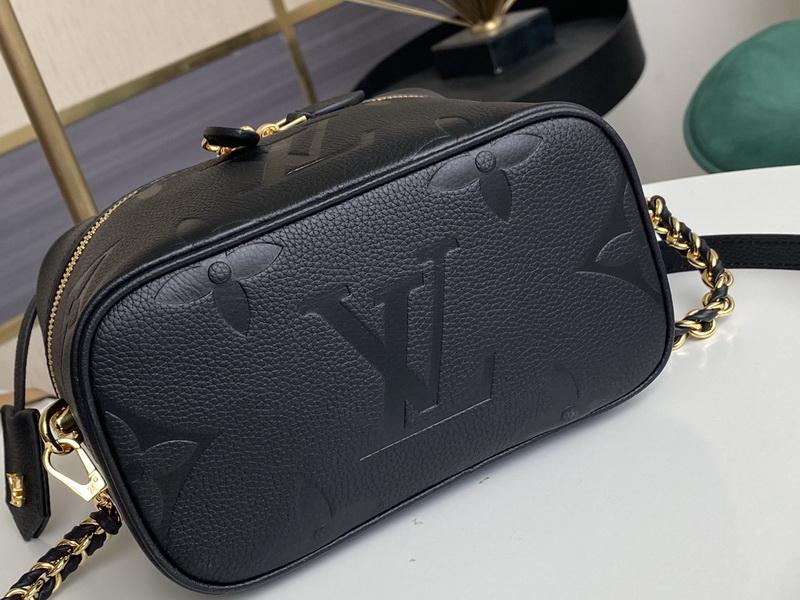 LV Handbags AAA(Women)-842