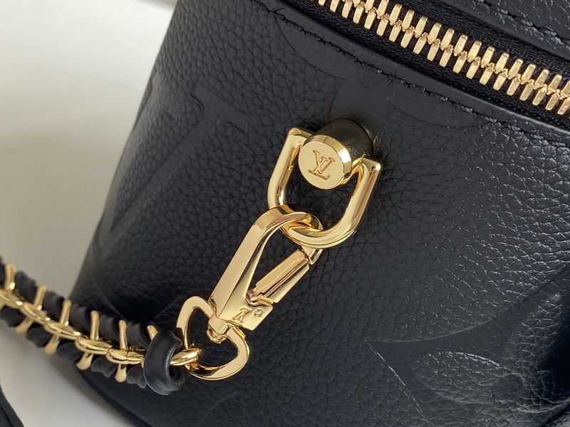 LV Handbags AAA(Women)-842