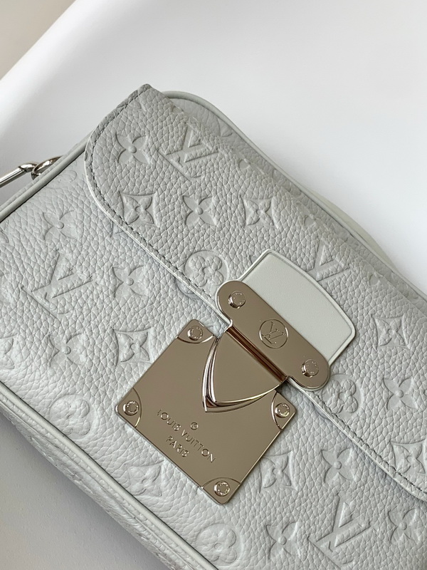 LV Handbags AAA(Women)-903