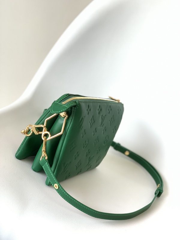 LV Handbags AAA(Women)-916
