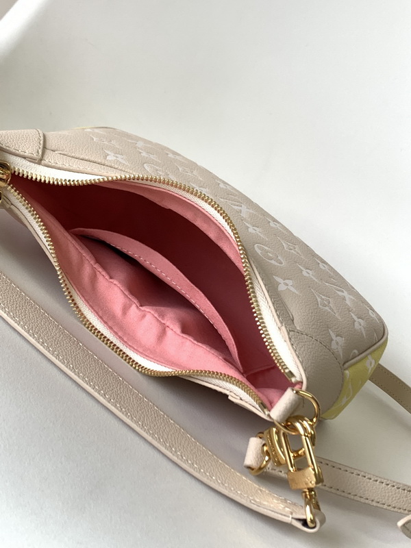 LV Handbags AAA(Women)-920