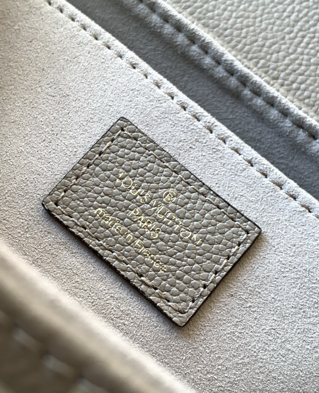 LV Handbags AAA(Women)-943