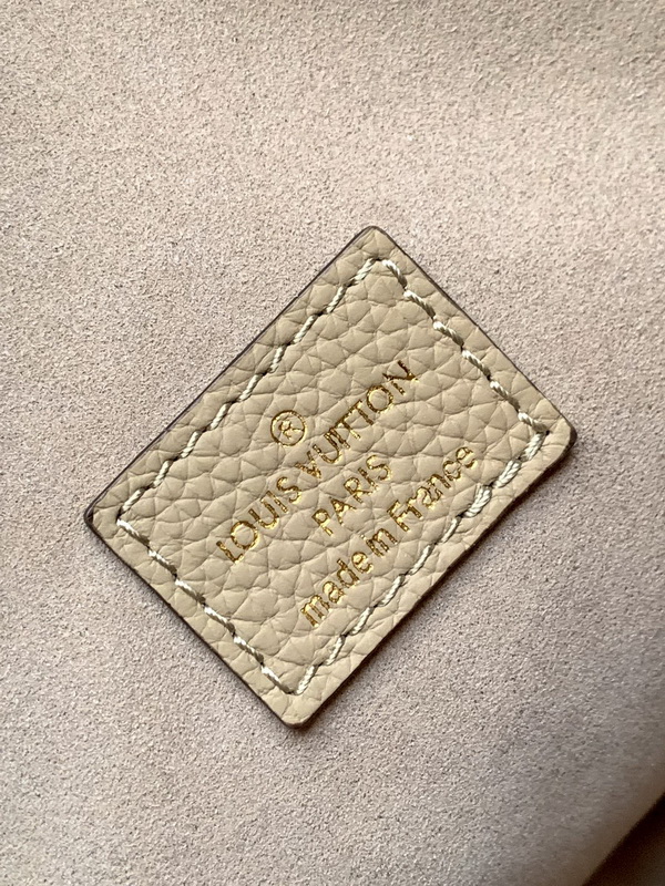 LV Handbags AAA(Women)-951