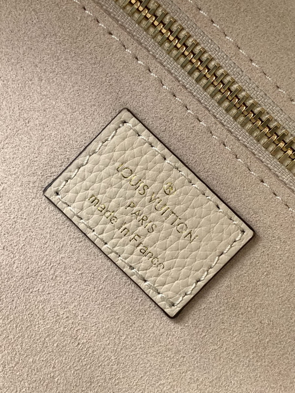 LV Handbags AAA(Women)-1822