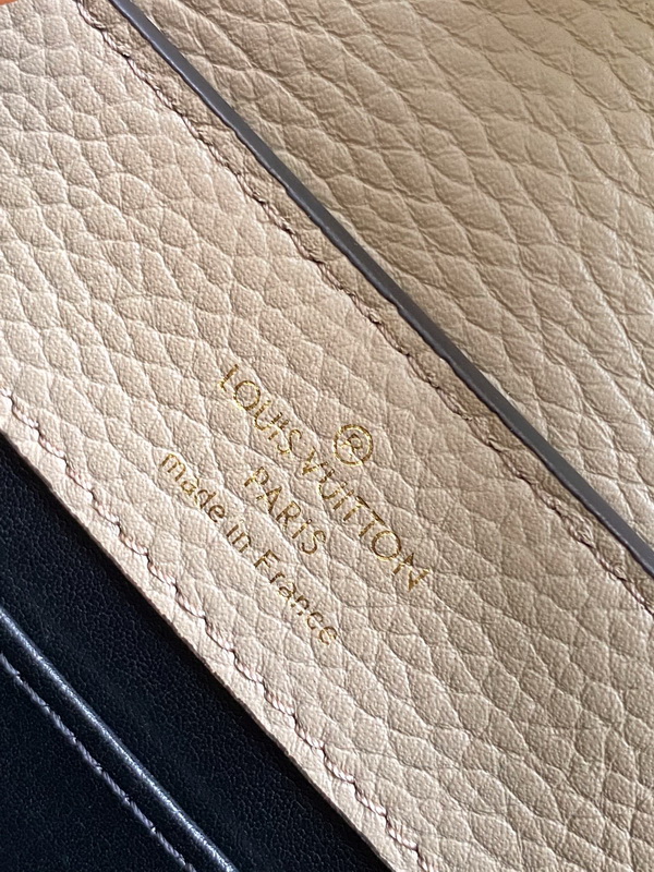 LV Handbags AAA(Women)-1977