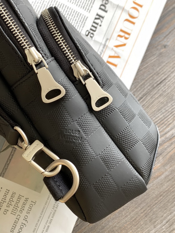 LV Handbags AAA(Men)-281
