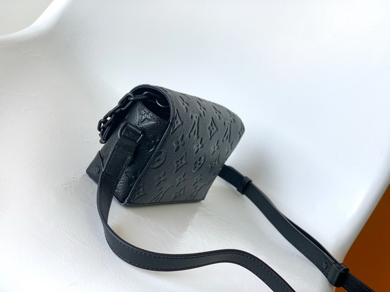 LV Handbags AAA(Men)-294