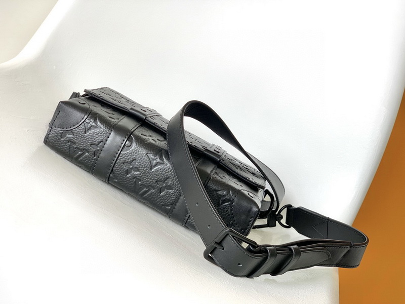 LV Handbags AAA(Men)-301