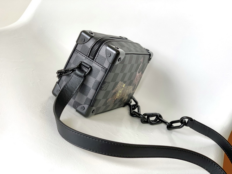LV Handbags AAA(Men)-302