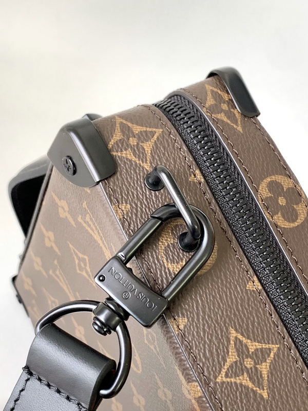 LV Handbags AAA(Men)-304
