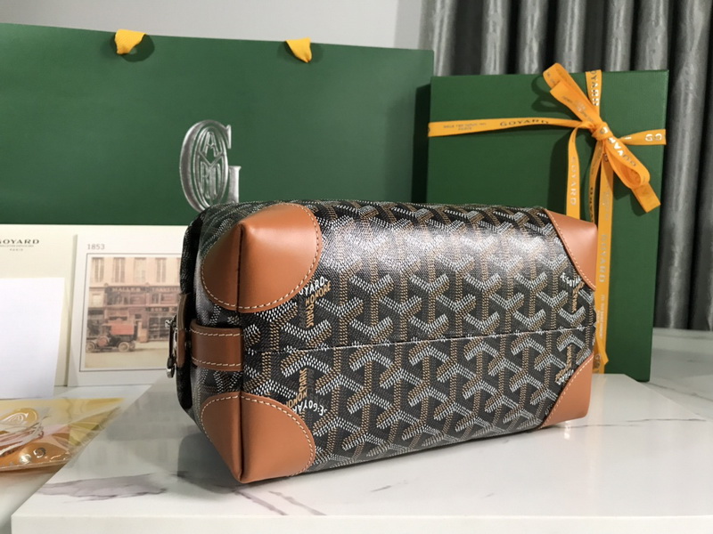 Go*ard handbags aaa(men)-026
