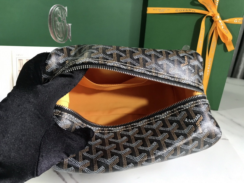 Go*ard handbags aaa(men)-026