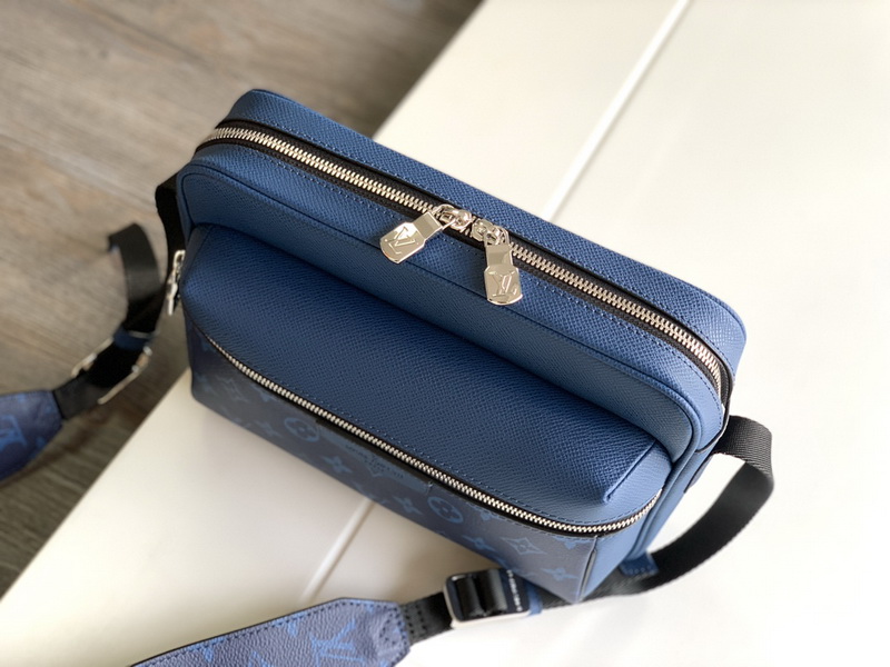 LV Handbags AAA(Men)-320