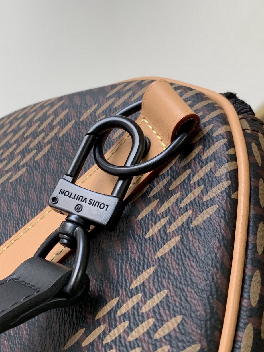 LV Bag-NFC(AAA)-018