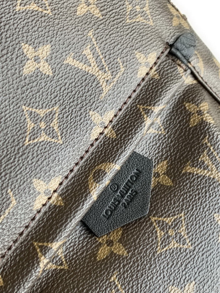 LV Backpack(AAA)-144