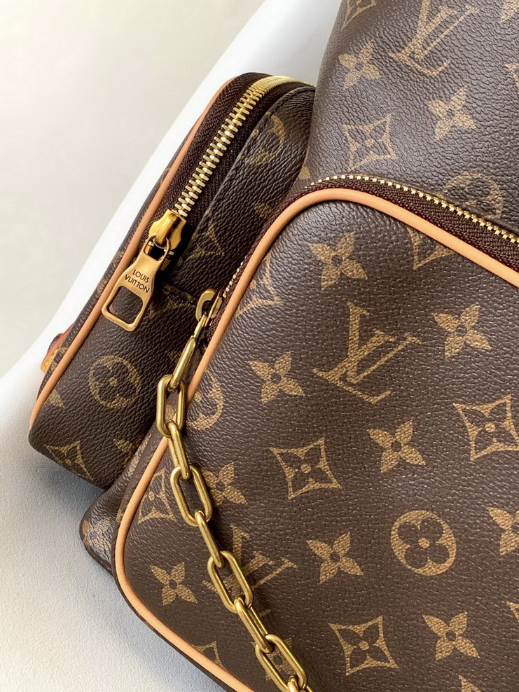 LV Backpack(AAA)-161
