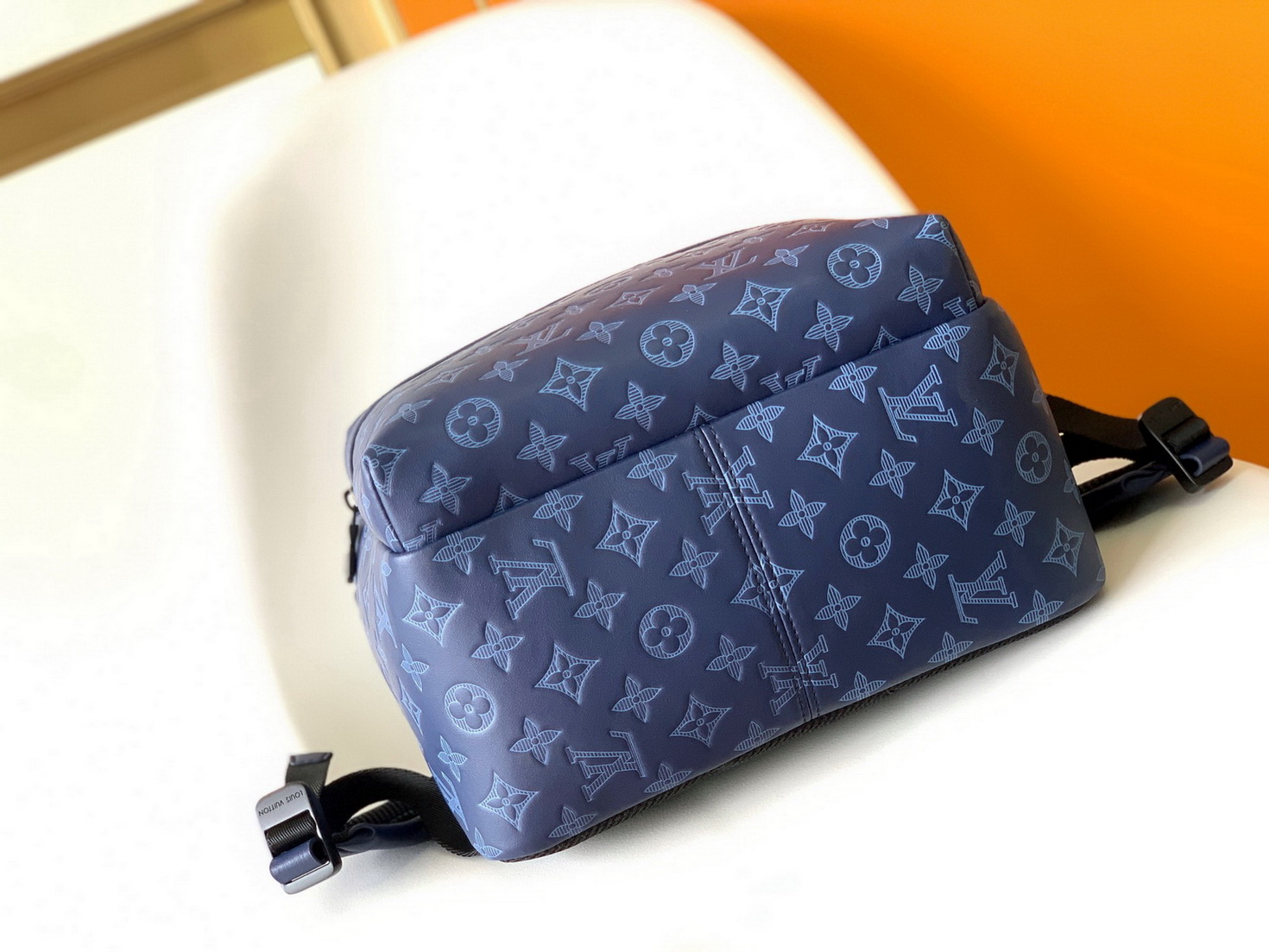 LV Backpack(AAA)-173