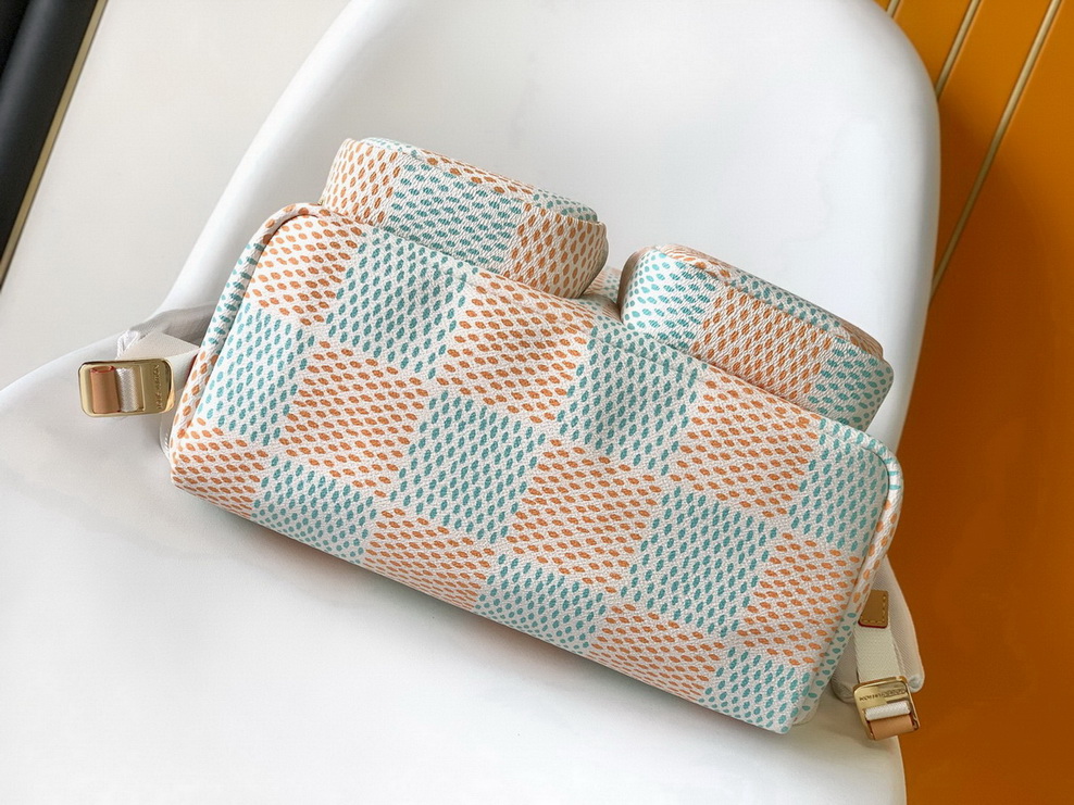 LV Backpack(AAA)-184