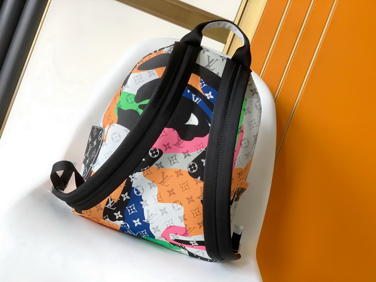 LV Backpack(AAA)-190