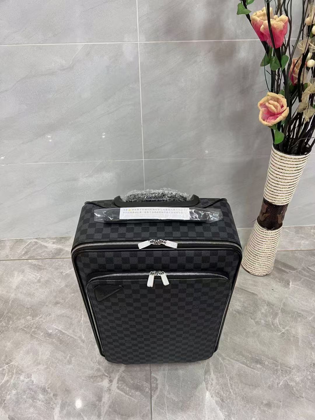 LV Suitcase(AAA)-006