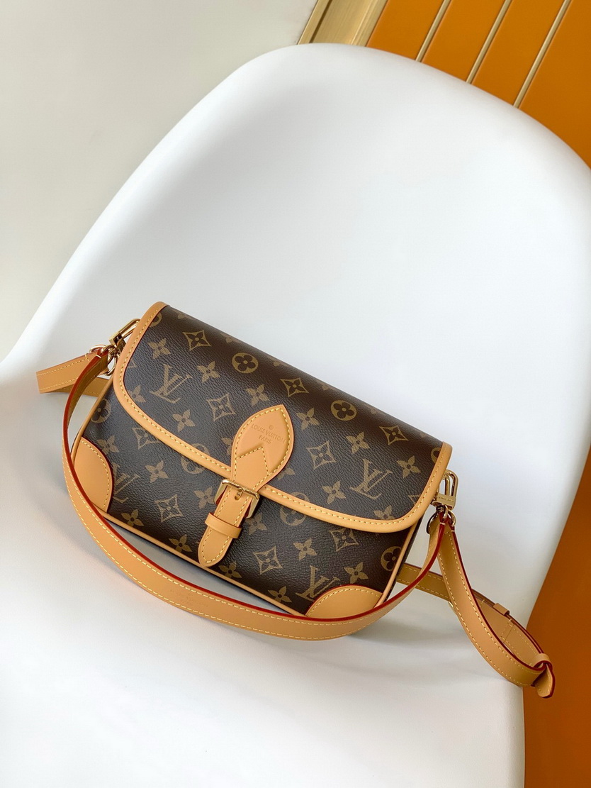 LV Bag-NFC(AAA)-060