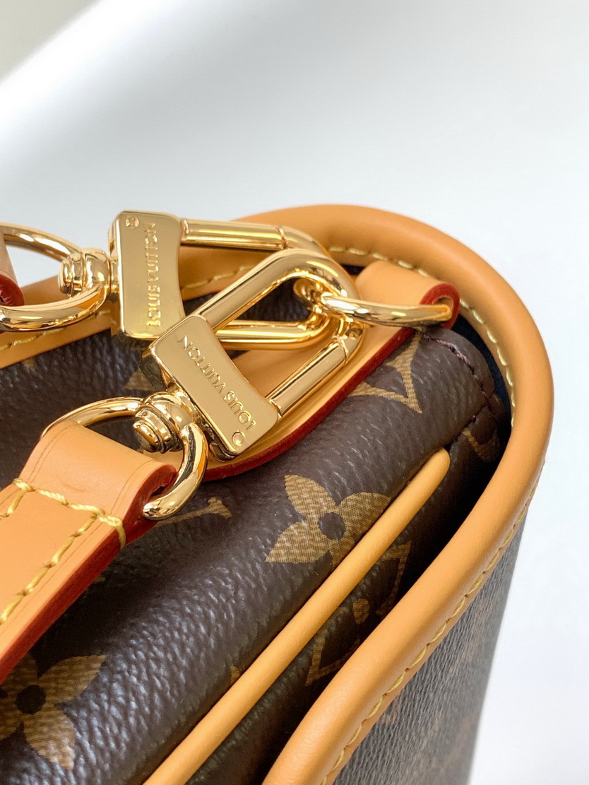 LV Bag-NFC(AAA)-060