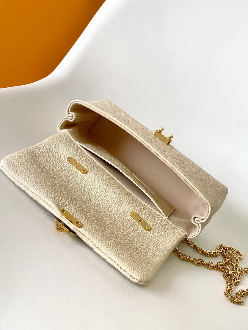 LV Bag-NFC(AAA)-082