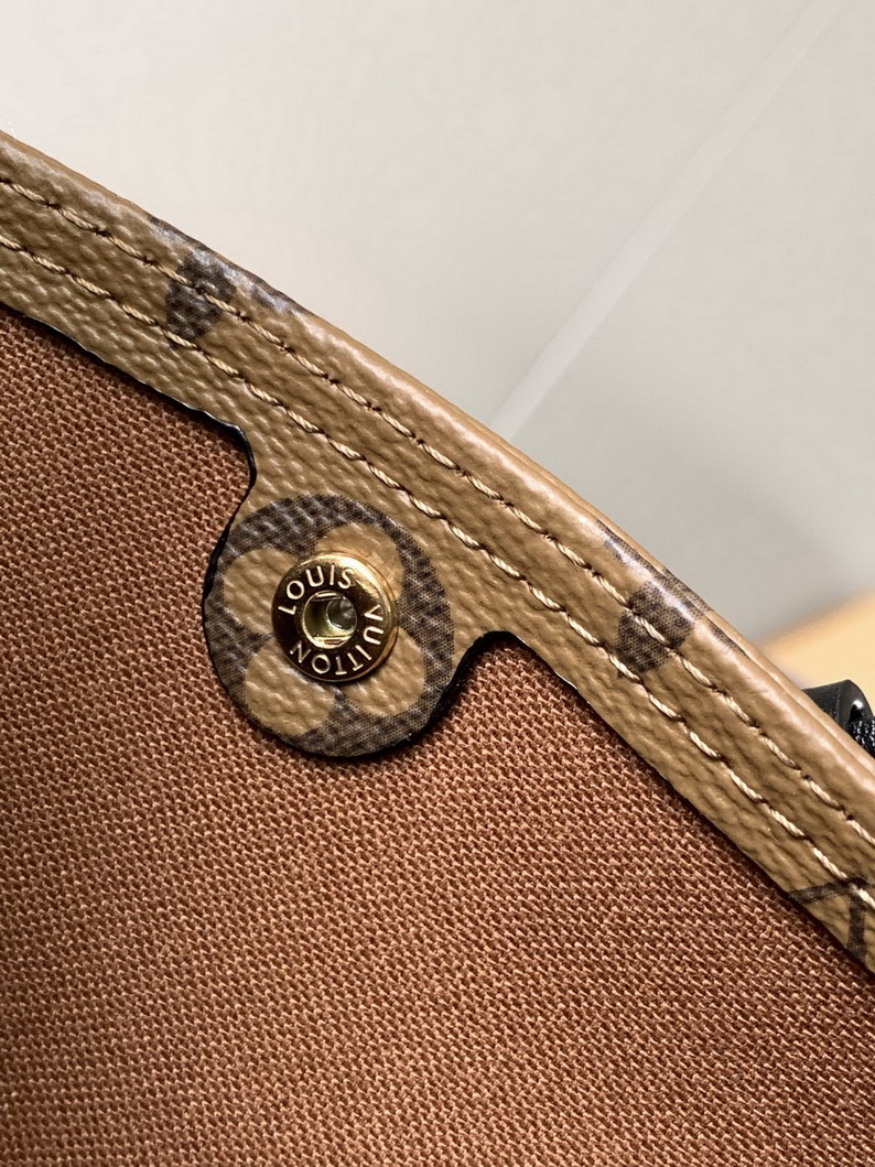 LV Bag-NFC(AAA)-095