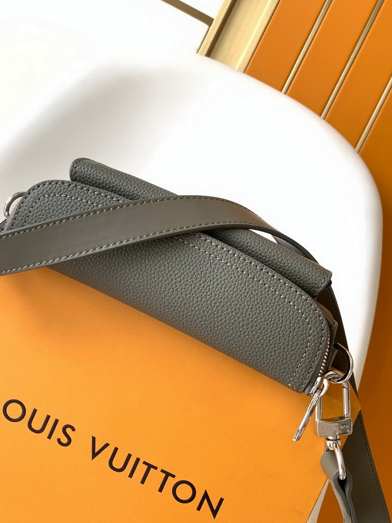LV Bag-NFC(AAA)-127