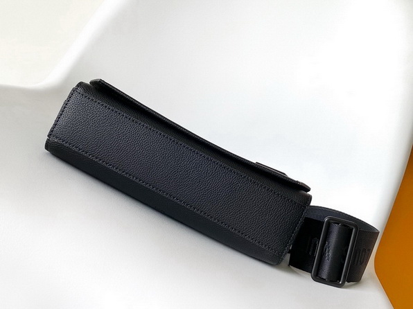 LV Bag-NFC(AAA)-128