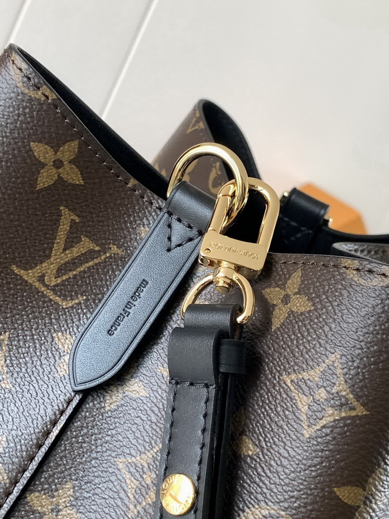 LV Bag-NFC(AAA)-132