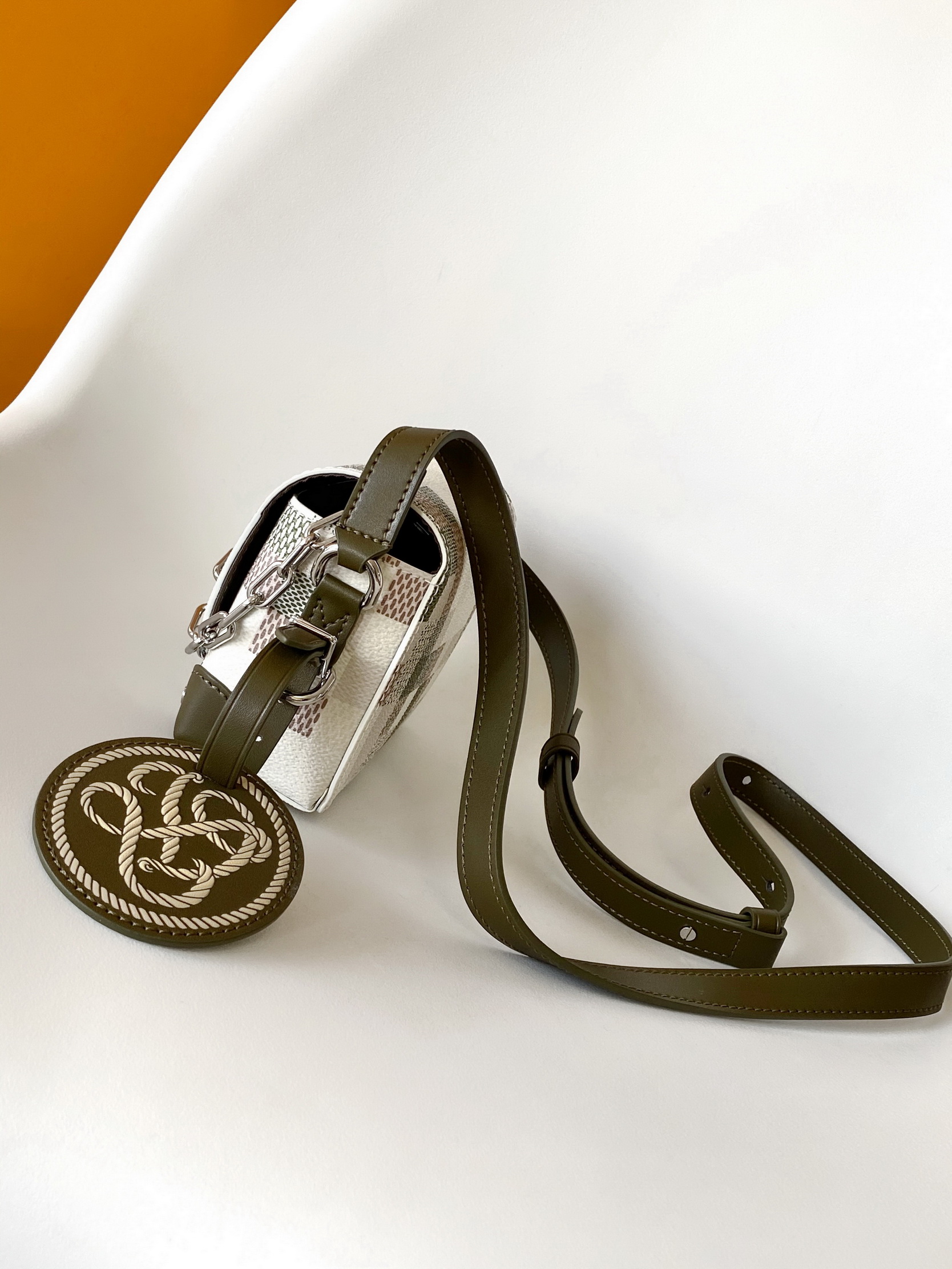 LV Bag-NFC(AAA)-137